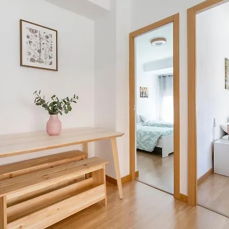 Lovely 3-bedroom With Balcony *